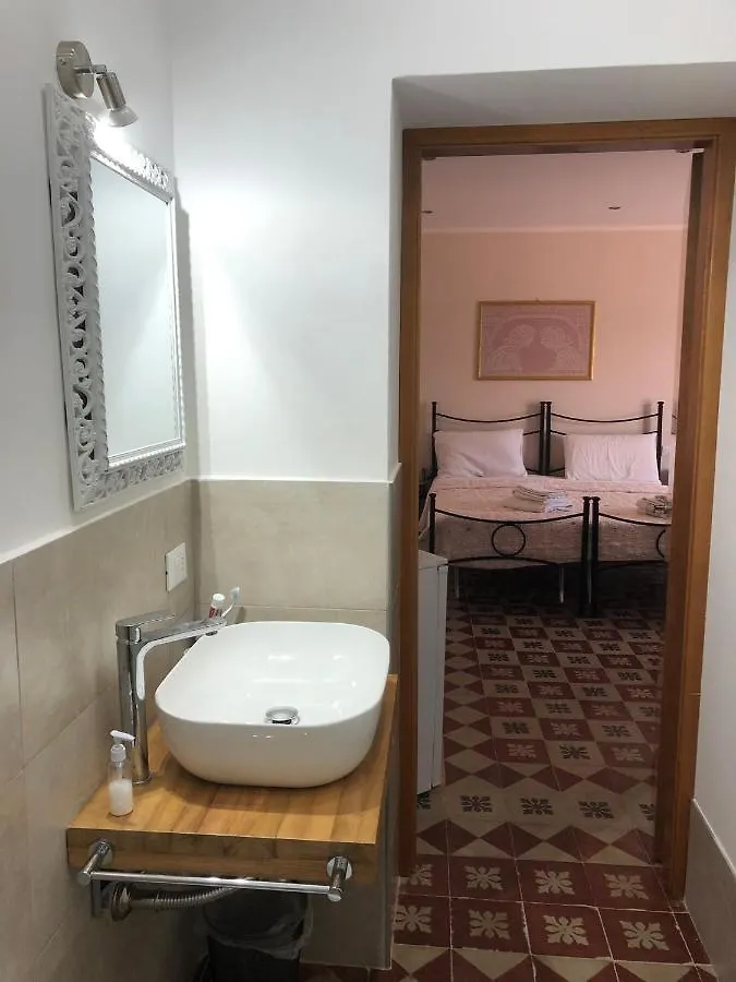 Siciliantica Bed & Breakfast Rilievo 2*,