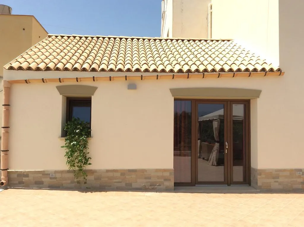 Siciliantica Bed & Breakfast Rilievo