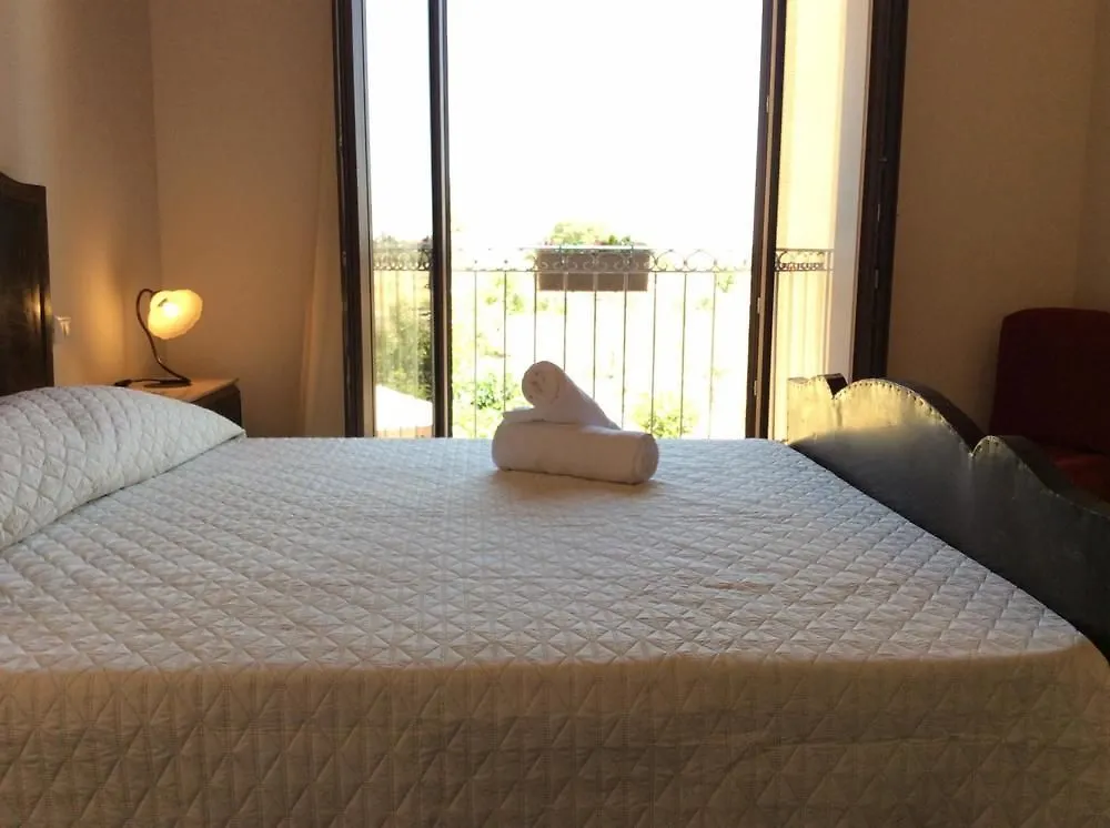 Siciliantica Bed & Breakfast Rilievo